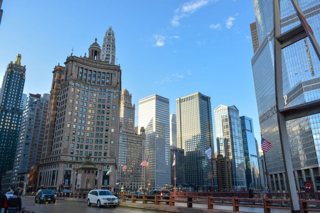 pexels-photo-31657678-31657678 Stunning view of downtown Chicago's iconic skyline featuring historic and modern architecture.